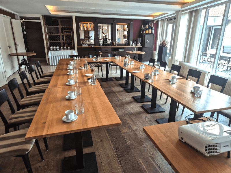 serre lounge